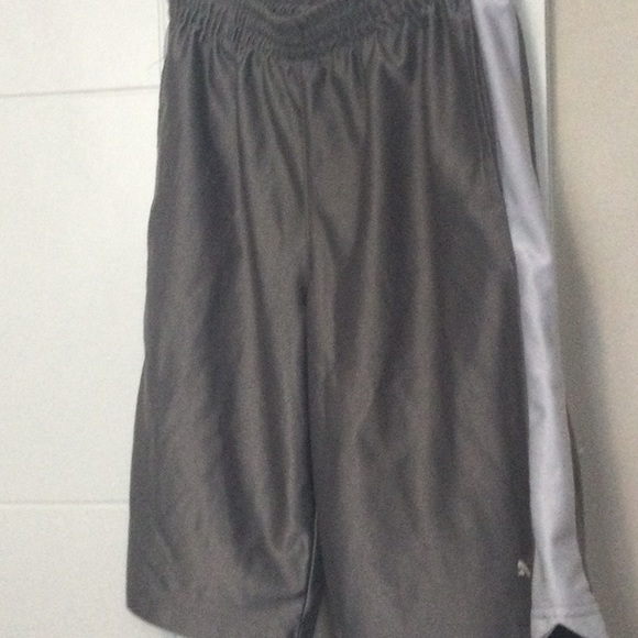 Boy’s Puma Shorts - Picture 1 of 5